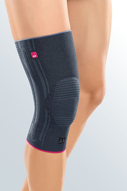Genu Medi Knee Brace with Silicone Band